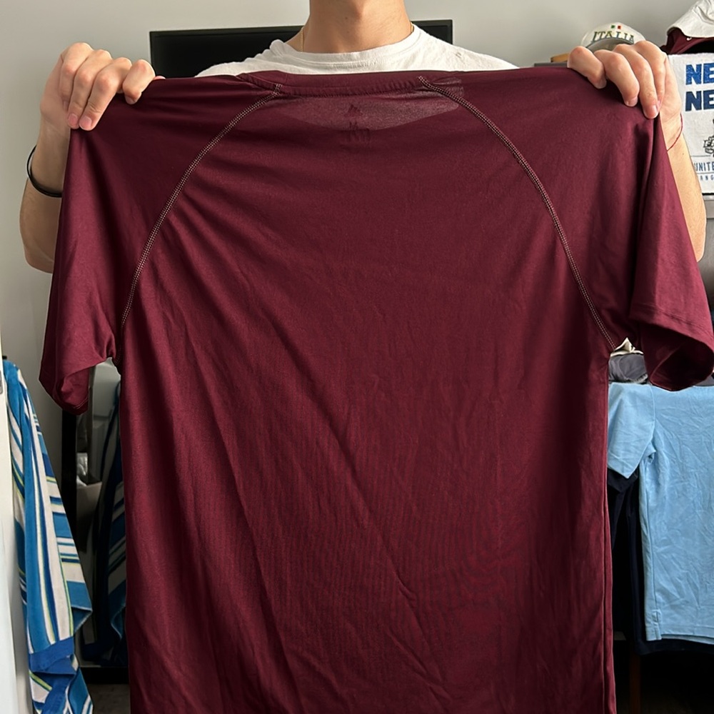 Adidas Burgendy colored Climalite Medium Men’s DriFit Tshirt - Picture 2 of 2